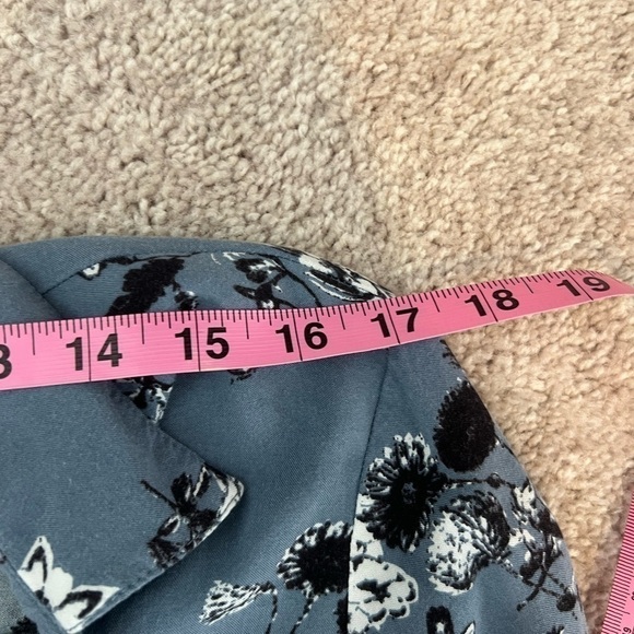 𝅺for the Republic Women’s Blue Floral Dress Size Medium - Picture 6 of 8